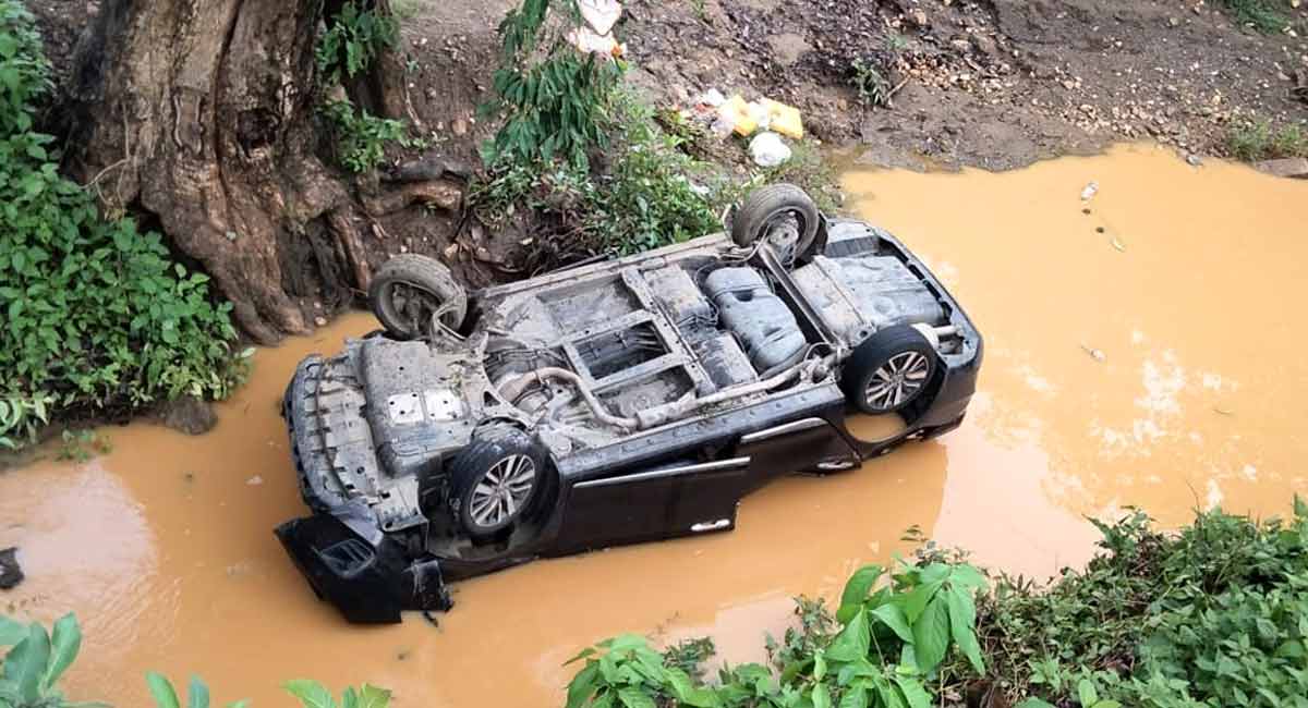 Telangana: Miraculous escape for three as car overturns in Kothagudem