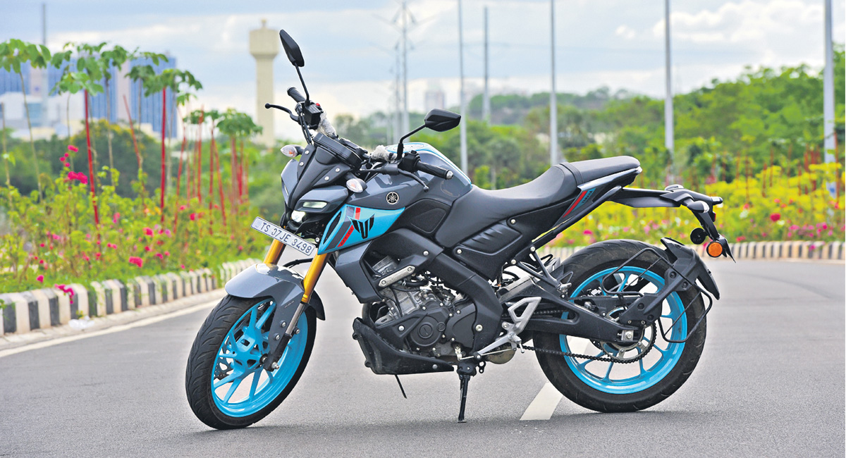 Ra mắt Yamaha MT15 V20 2022 trang bị ABS và YConnect  2banhvn