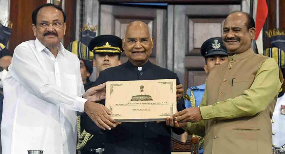 Political parties must work with spirit of ‘nation first’: President Kovind