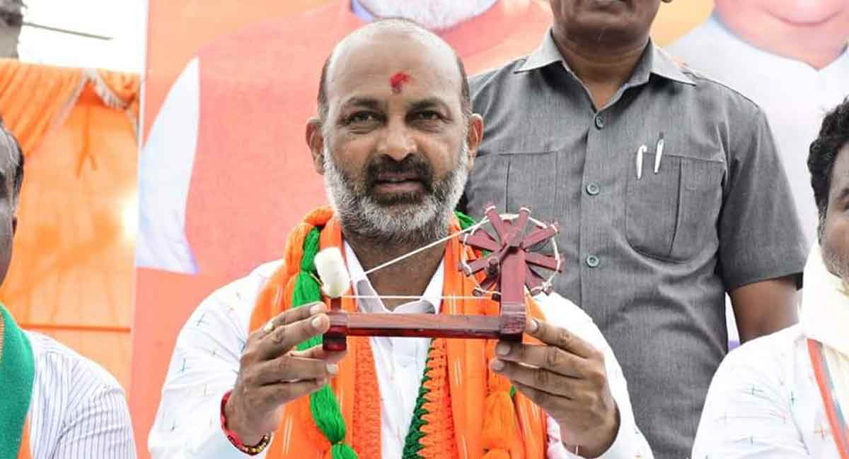 Pucca houses to homeless weavers after BJP coming to power: Bandi Sanjay
