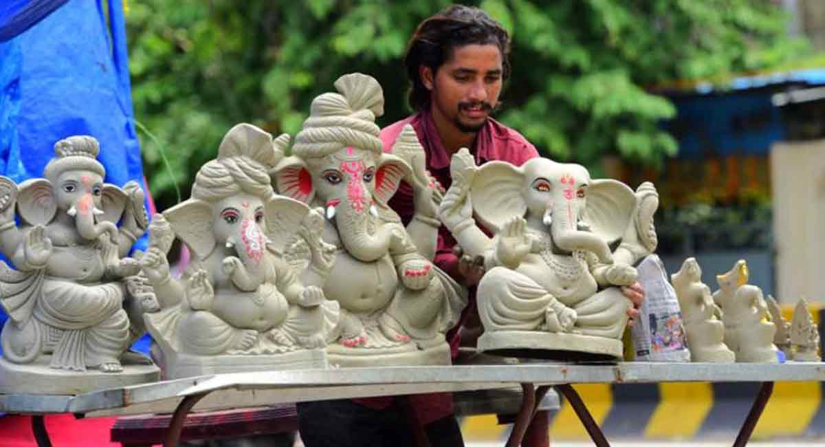 GHMC, HMDA, TSPSCB to distribute 6 lakh clay idols for Ganesh Chaturthi