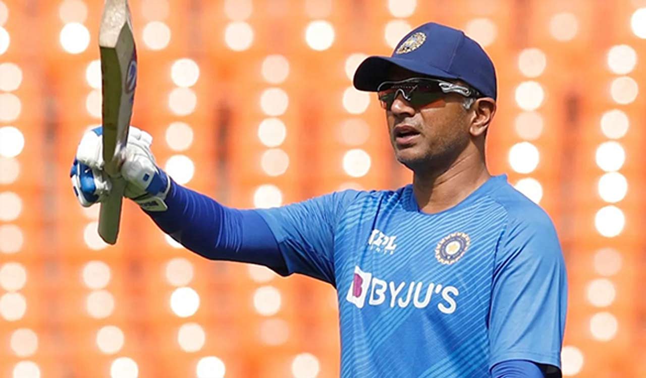Head coach Rahul Dravid tests Covid negative, joins team India