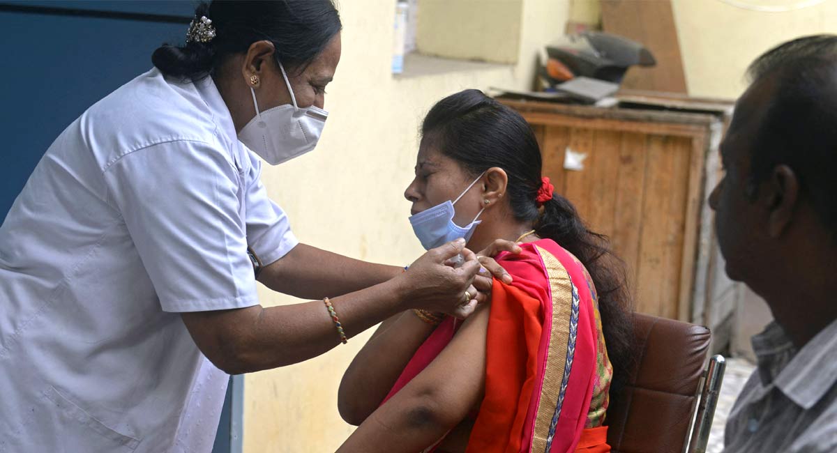India mencatat 19.893 infeksi COVID-19 baru, 53 kematian