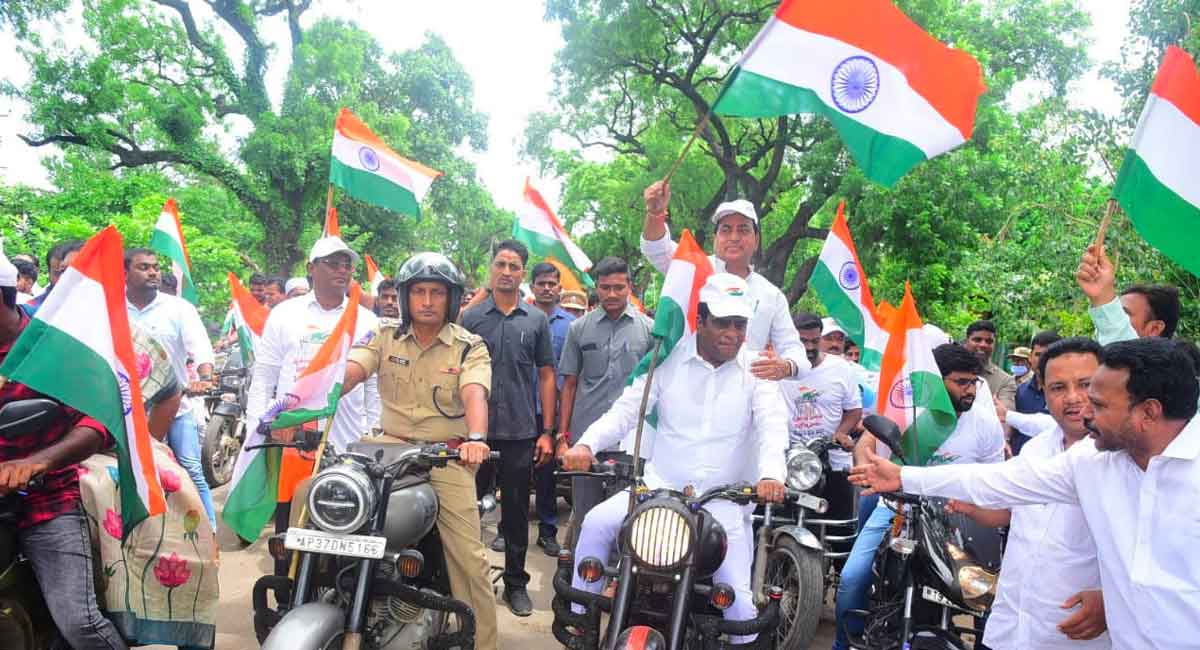 Take active part in 75th Independence Day celebrations: Indrakaran Reddy