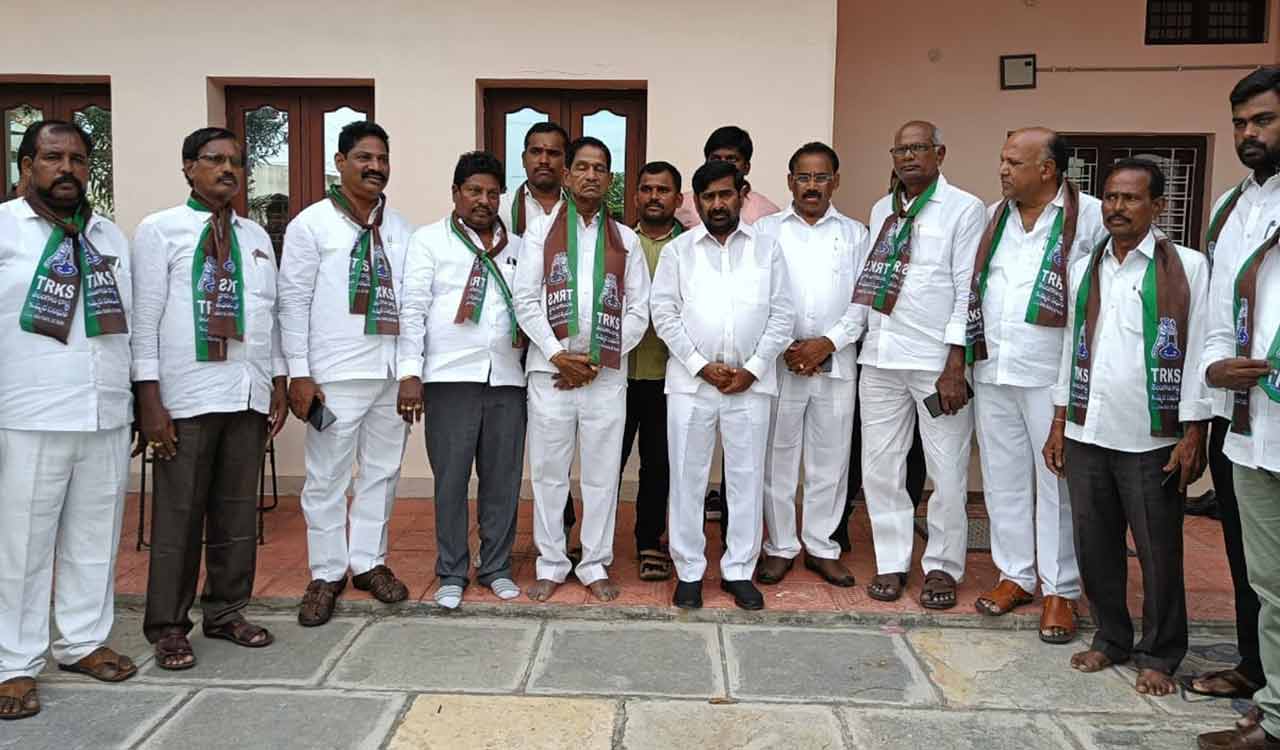 Nalgonda: Kummari Sangam supports TRS in Munugode by-elections