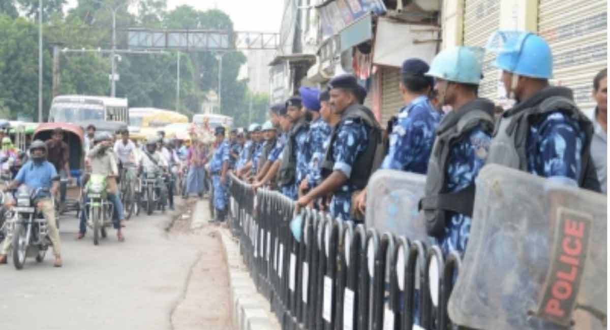 Tight security in Lucknow for Muharram