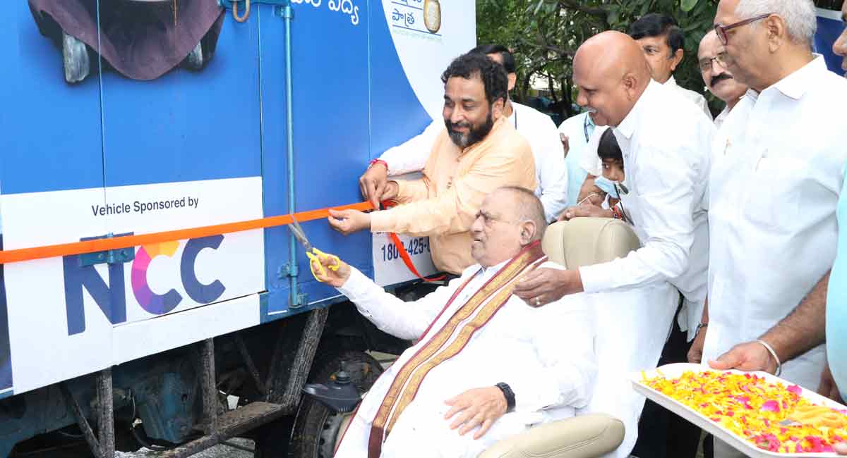 Hyderabad: NCC donates mid day meal vehicle to Akshayapatra Foundation
