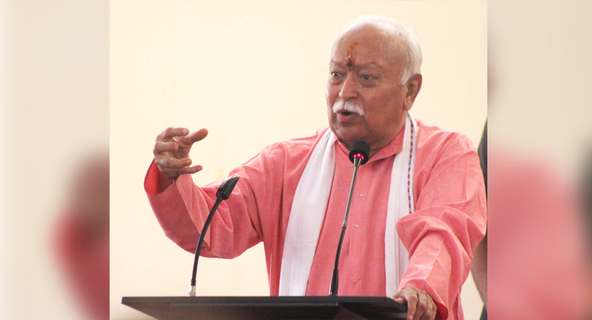 One leader alone can not tackle all challenges before this country: Bhagwat