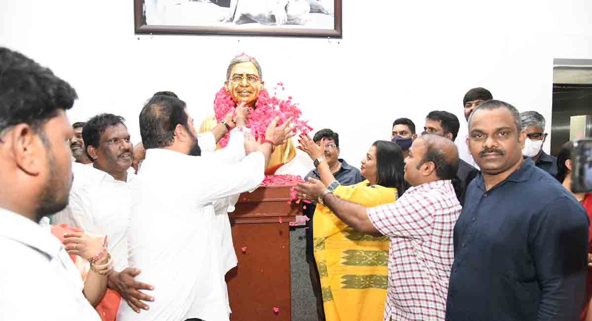 Rich tributes paid to Prof Jayashankar in Hyderabad