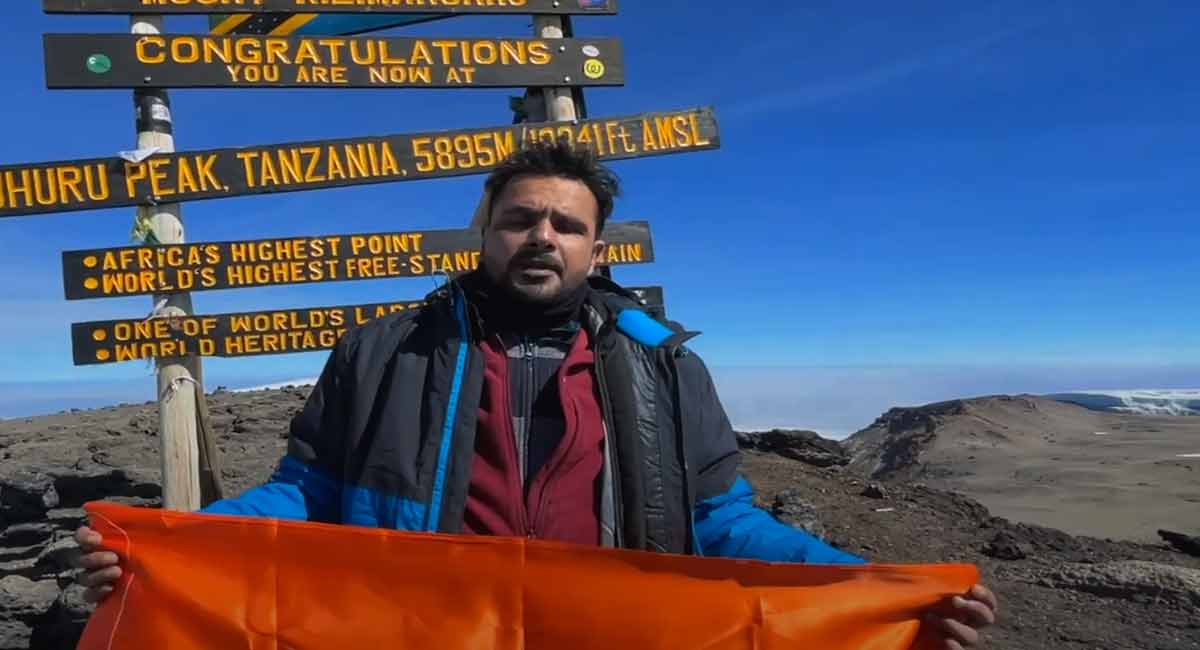 Punjab cop unfurls tricolour on Africa’s Mount Kilimanjaro