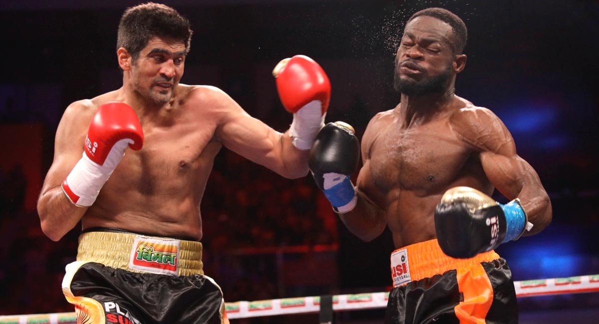 Vijender Singh returns to winning ways in pro boxing after knocking out Ghana’s Eliasu Sulley