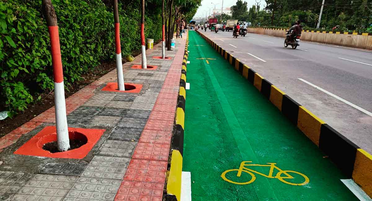 Plans for cycle tracks in Hyderabad get rolling