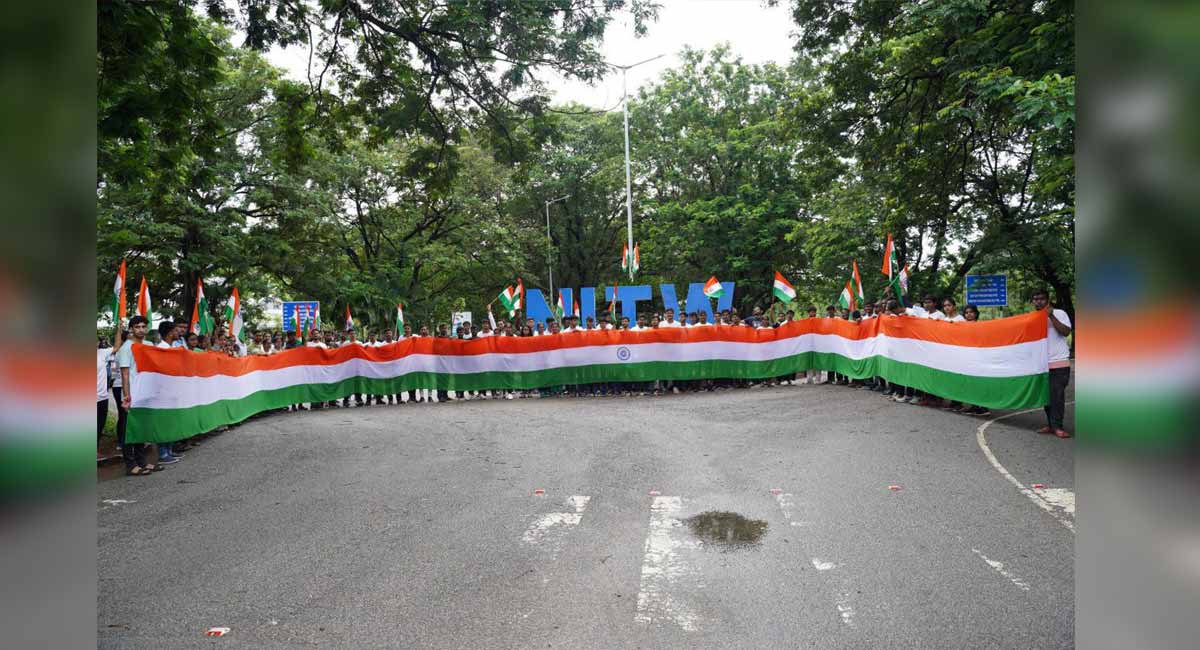 NIT Warangal students take out procession with huge tri-colour