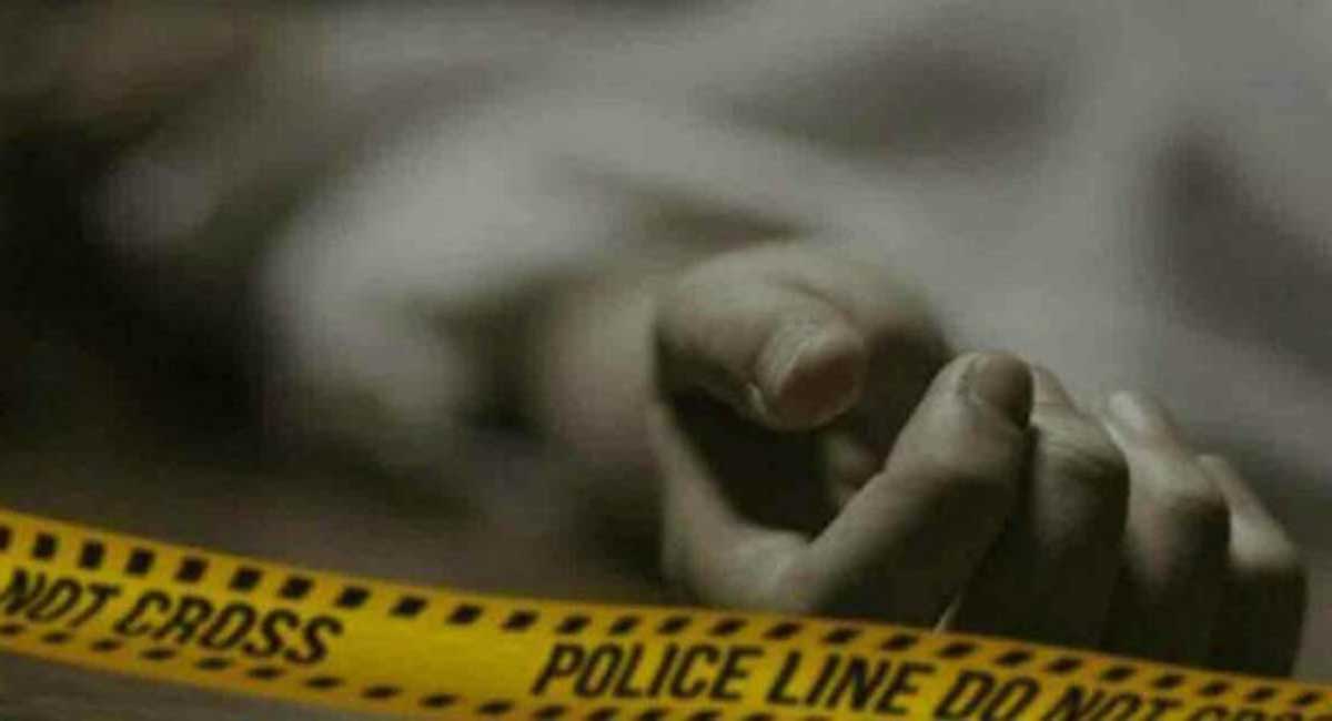 Minor couple commit suicide in Hyderabad
