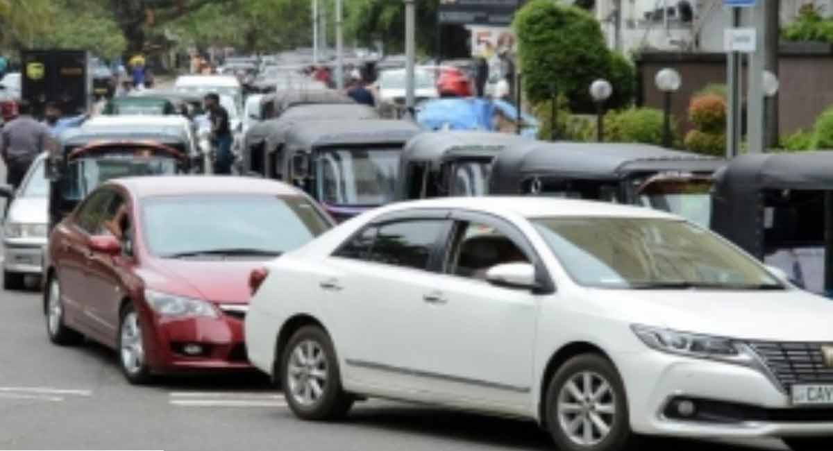 Over 5.5 mn vehicles registered with SL’s fuel quota system
