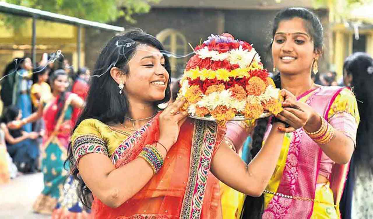 Hyderabad: Bathukamma celebrations at People's Plaza on September ...
