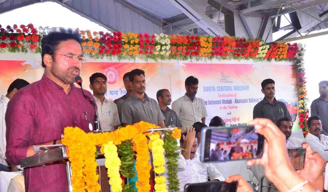 Union Minister Kishan Reddy flags off first passenger train from Medak