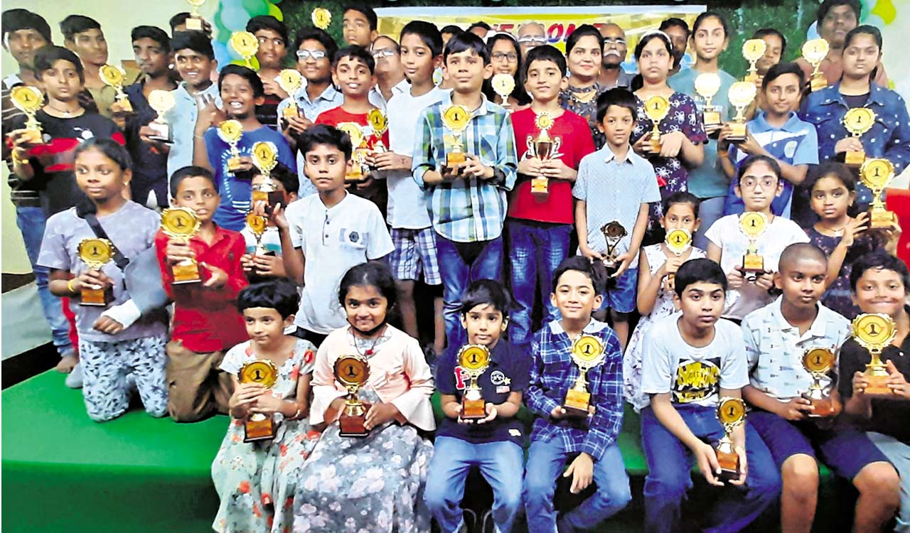 Pavan, Srivatsa ฮ็อกไฟแก็ซในการแข่งขันหมากรุกเด็ก