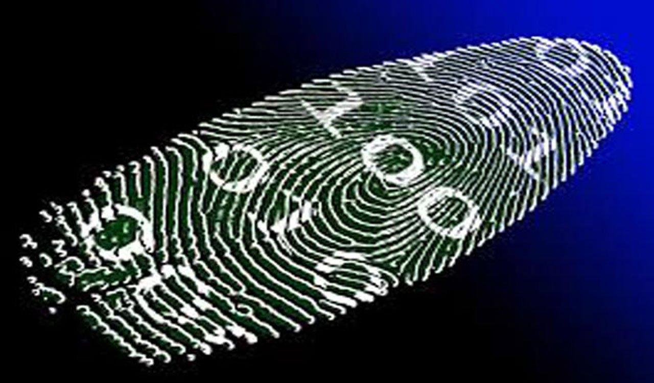 Task Force and GHMC vigilance bust synthetic fingerprint scam, detain two