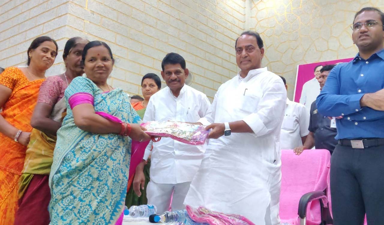 Bathukamma sarees help women celebrate festivals: Minister Indrakarni
