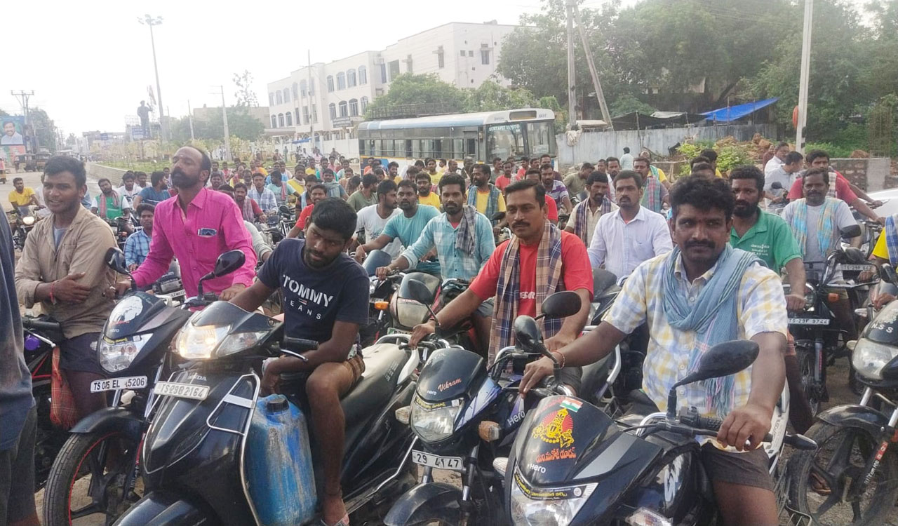 Telangana: Suryapet man offers free petrol in memory of departed son