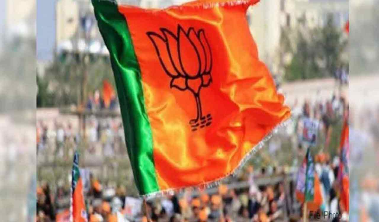 Munugode poll: BJP vows 2BHK to attract voters