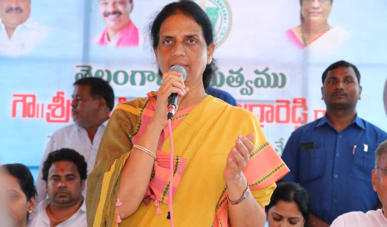 Minister Sabitha gives strong retort to Nirmala Sitharaman comments over no  women in State cabinet-Telangana Today