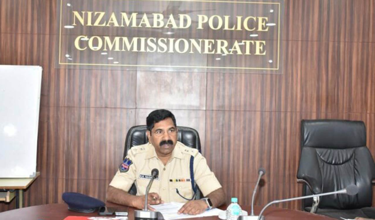 Train police to use Papillon devices: Nizamabad CP tells officials
