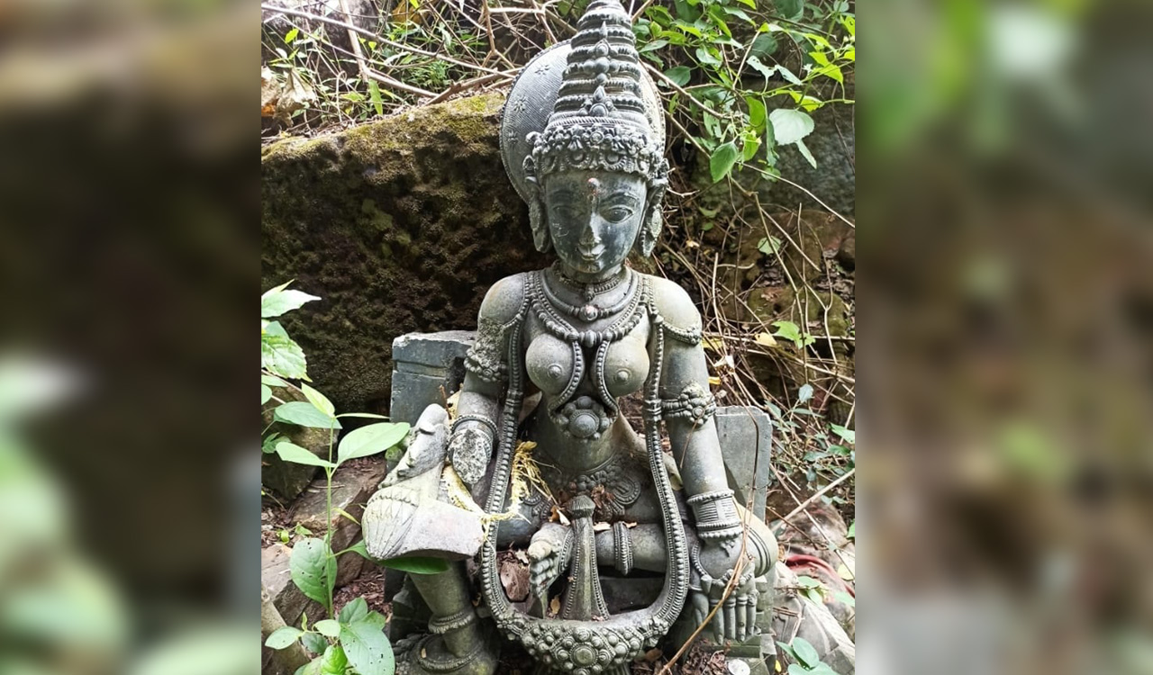 Telangana: Sculpture of woman deity found in Bhupalpally