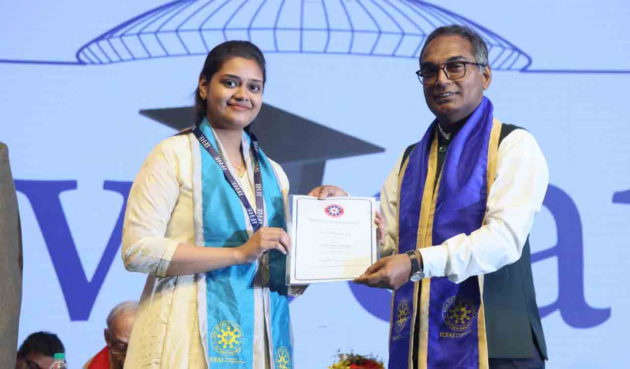 Hyderabad: ICFAI conducts its 12th convocation ceremony