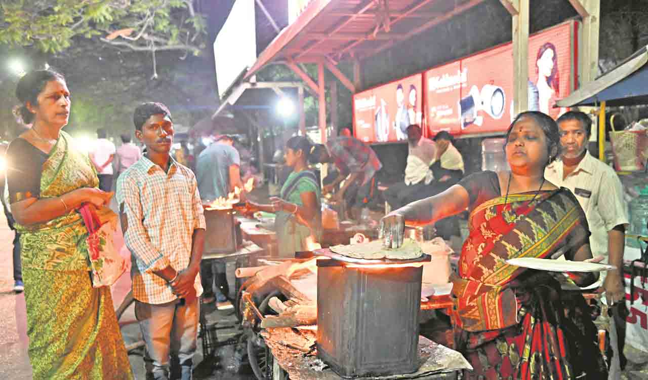 Jonna rotte, a thriving biz in Hyderabad’s gallis