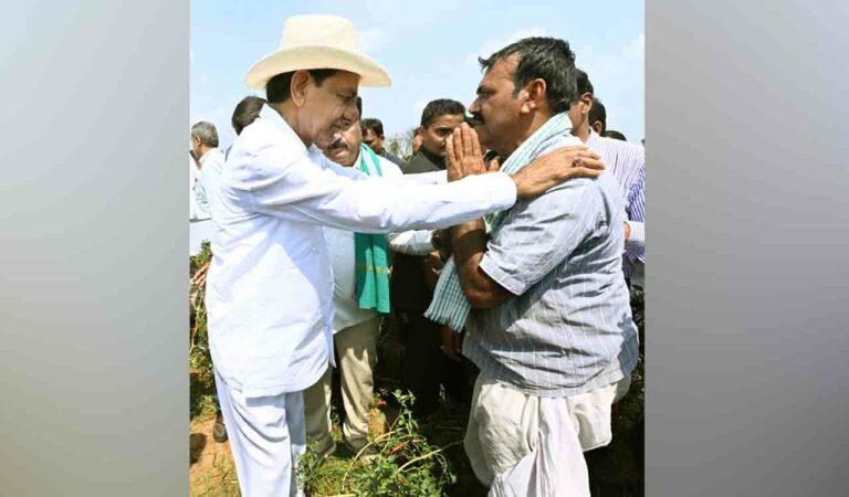 CM KCR interacting with farmers