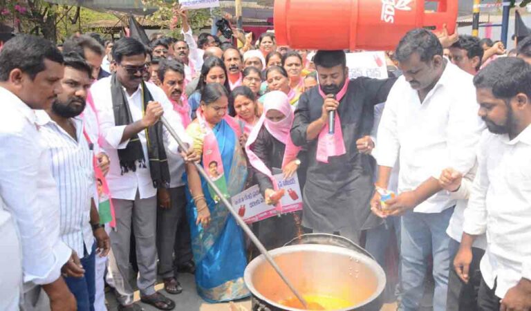 Puvvada leading a protest against LPG price hike in Khammam