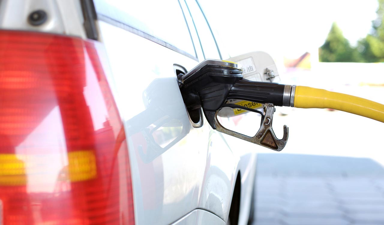 Petrol, diesel prices fallen in India when global energy market in turmoil: Puri