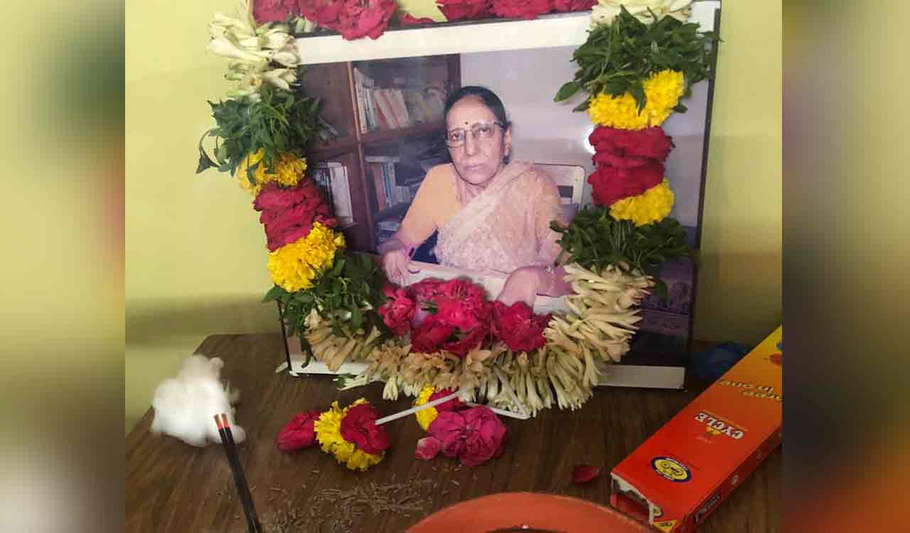 Senior gynaecologist Dr Mahalakshmi passes away in Hyderabad ...