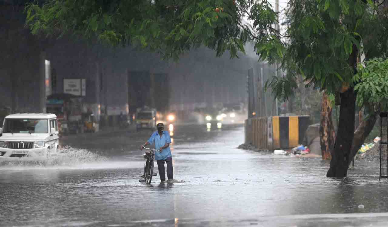 Hyderabad witnesses heavy rain, unlike anything seen in recent ...