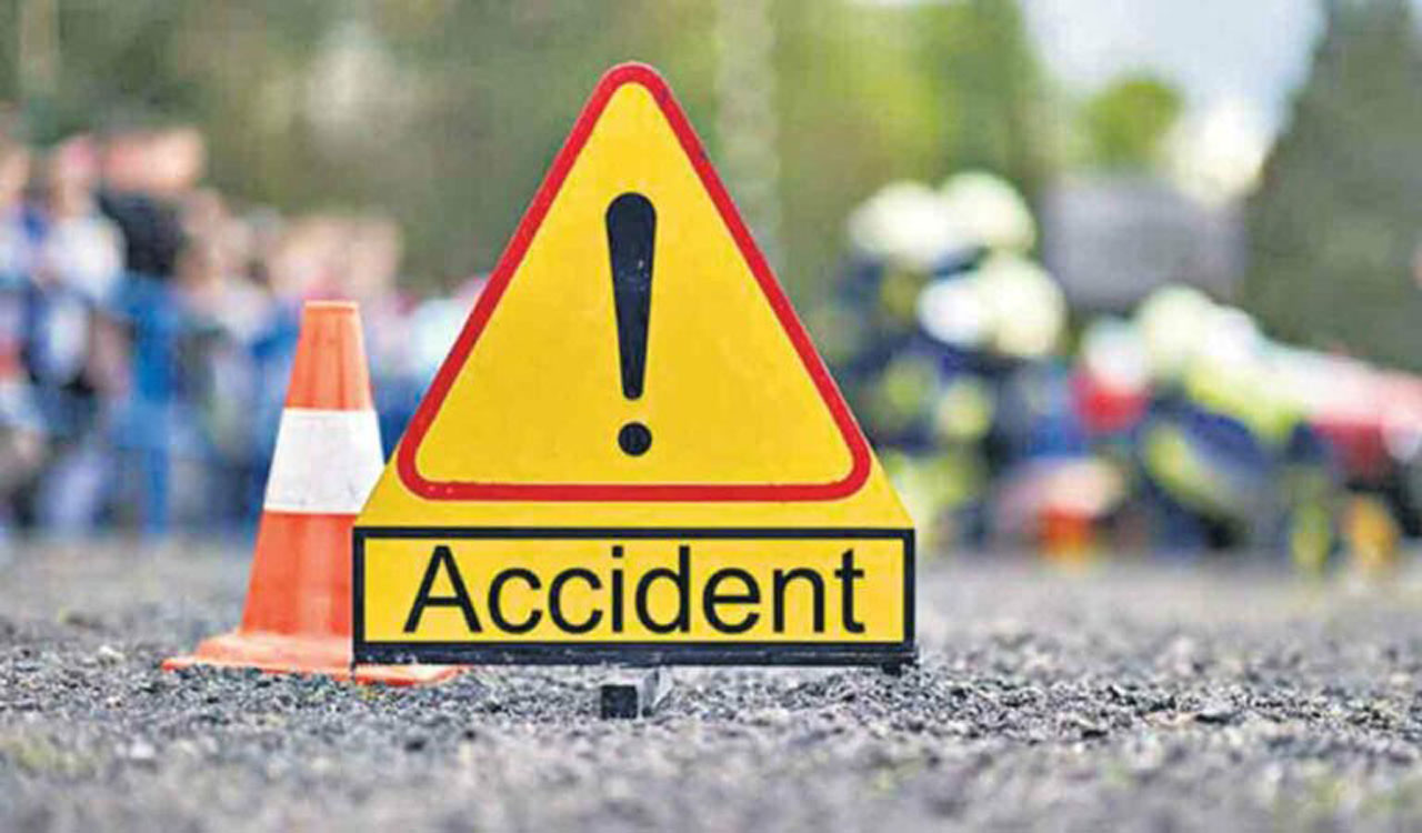 Hyderabad: Food delivery boy killed in road accident at Alwal - Telangana Today