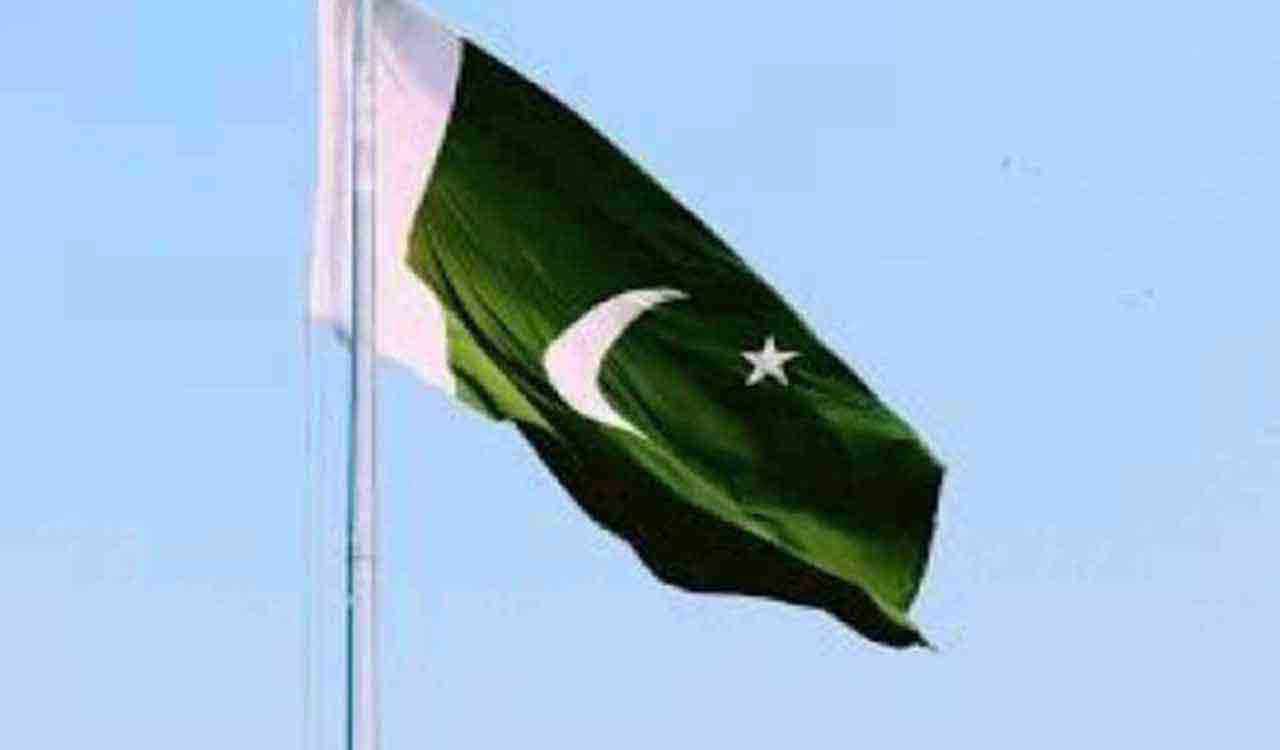 Pakistan Muslim League-N considers proposing Ishaq Dar’s name for Pak caretaker PM: Report