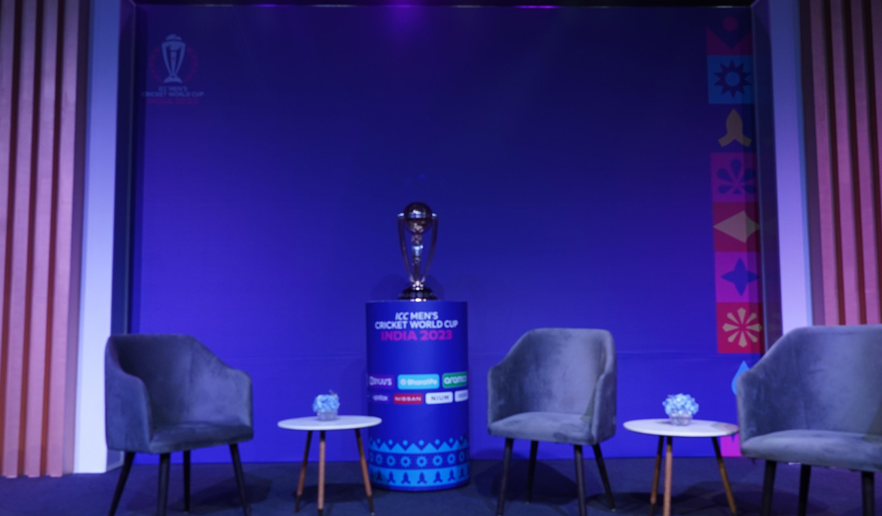 Mumbai play host to iconic ICC World Cup 2023 Trophy-Telangana Today