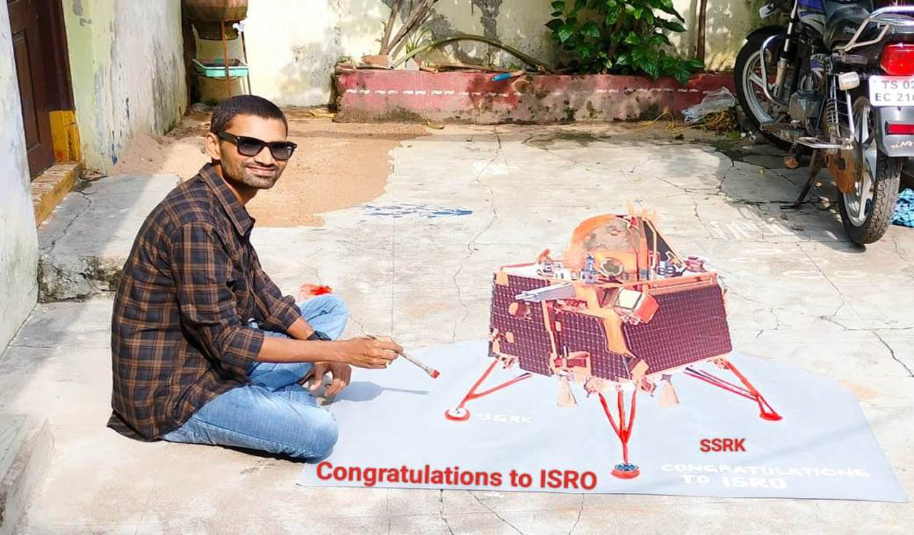 Peddapalli 3D artist draws Chandrayaan-3 lander picture