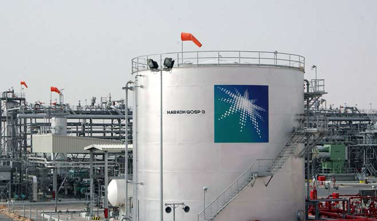 Saudi oil giant Aramco reports USD 30 billion in profits