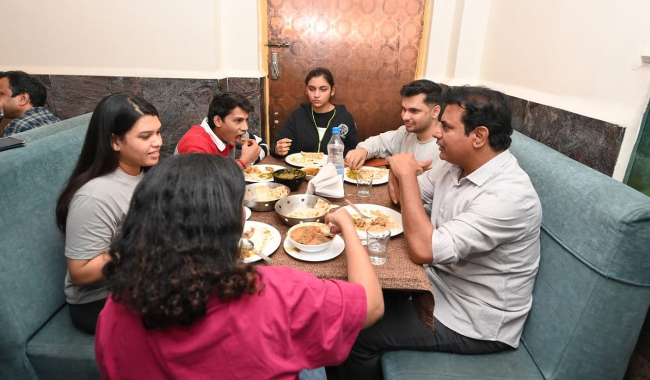 Minister KTR engages with Hyderabad voters over biryani, chai