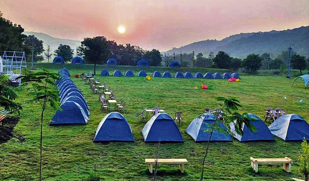 천문학으로 향하는 길로서의 캠핑 – Telangana Today