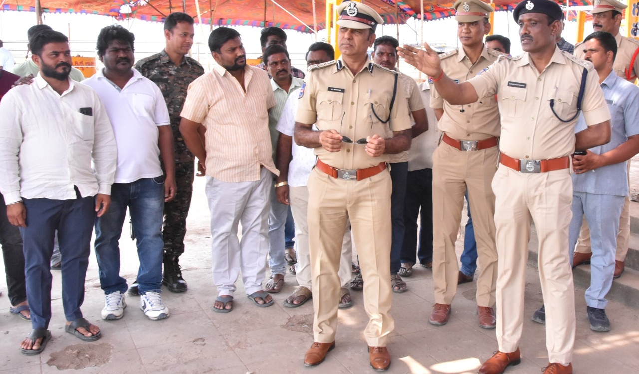 Ramagundam CP asks rowdy-sheeters to help control crime