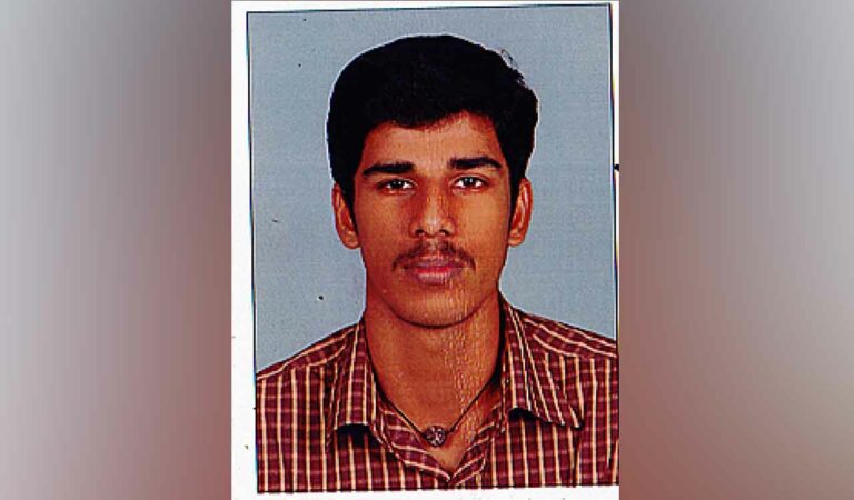 Aged Kerala parents still wait for son who left for Australia seven years ago