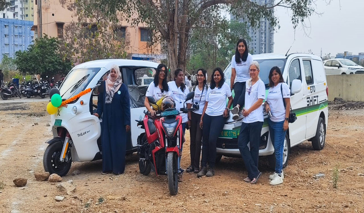 ETOwali/SheAuto, an all-women electric 3-wheelers rally reached Hyderabad