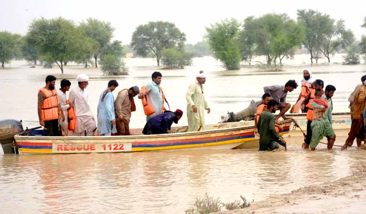 Heavy rains claim 29 lives, injure 50 in Pakistan: Authorities
