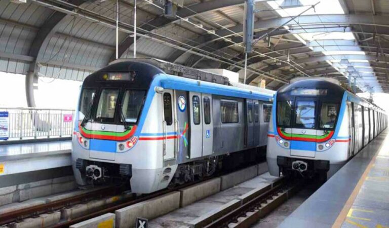 Hyderabad: 30-minute delay in Metro services on Uppal-Raidurg route leaves passengers stranded in peak hours