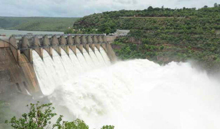 Srisailam reservoir water levels dip