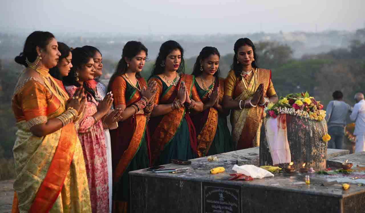 Devotees flock to historic temples in Hyderabad for Maha Shivaratri celebrations